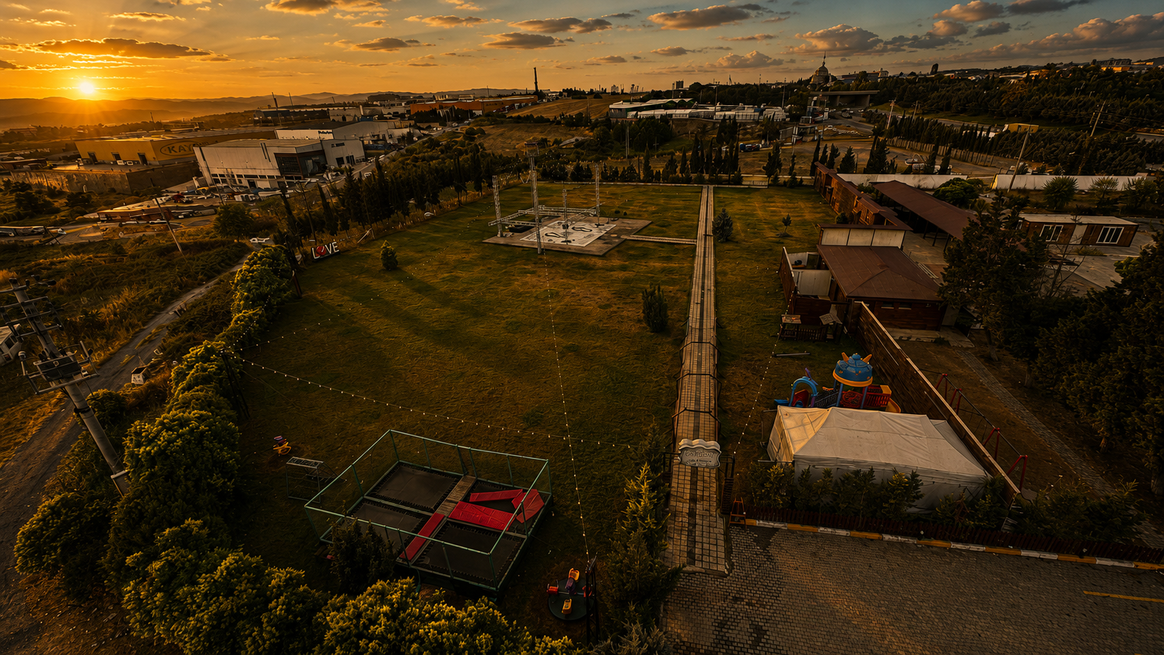 Hotel Delta YSS bahçe 3